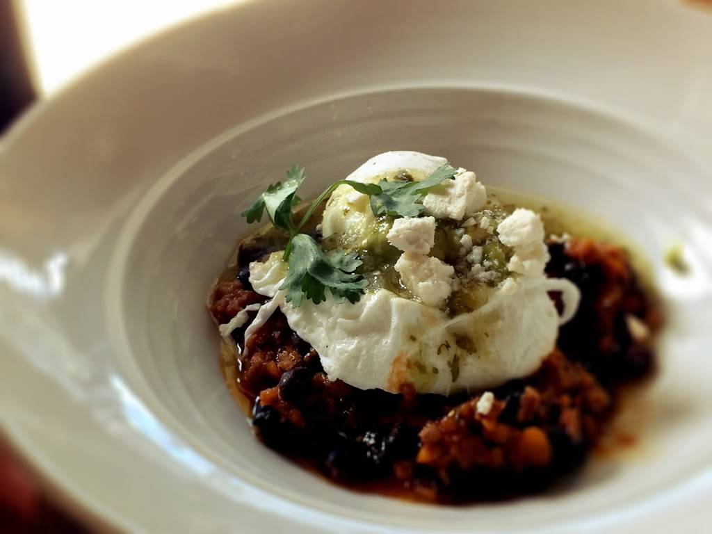 The Pearl | restaurant | 641 N High St, Columbus, OH 43215, USA | 6142270151 OR +1 614-227-0151