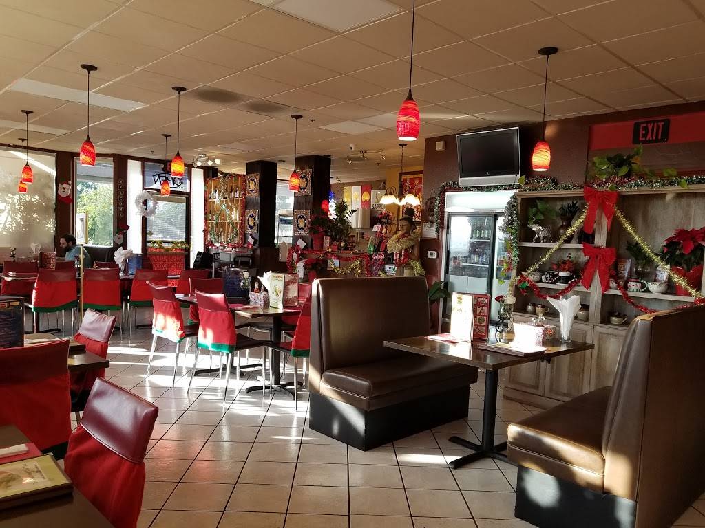 Thai Thai Restaurant | restaurant | 1717 E Vista Way, Vista, CA 92084, USA | 7606439333 OR +1 760-643-9333