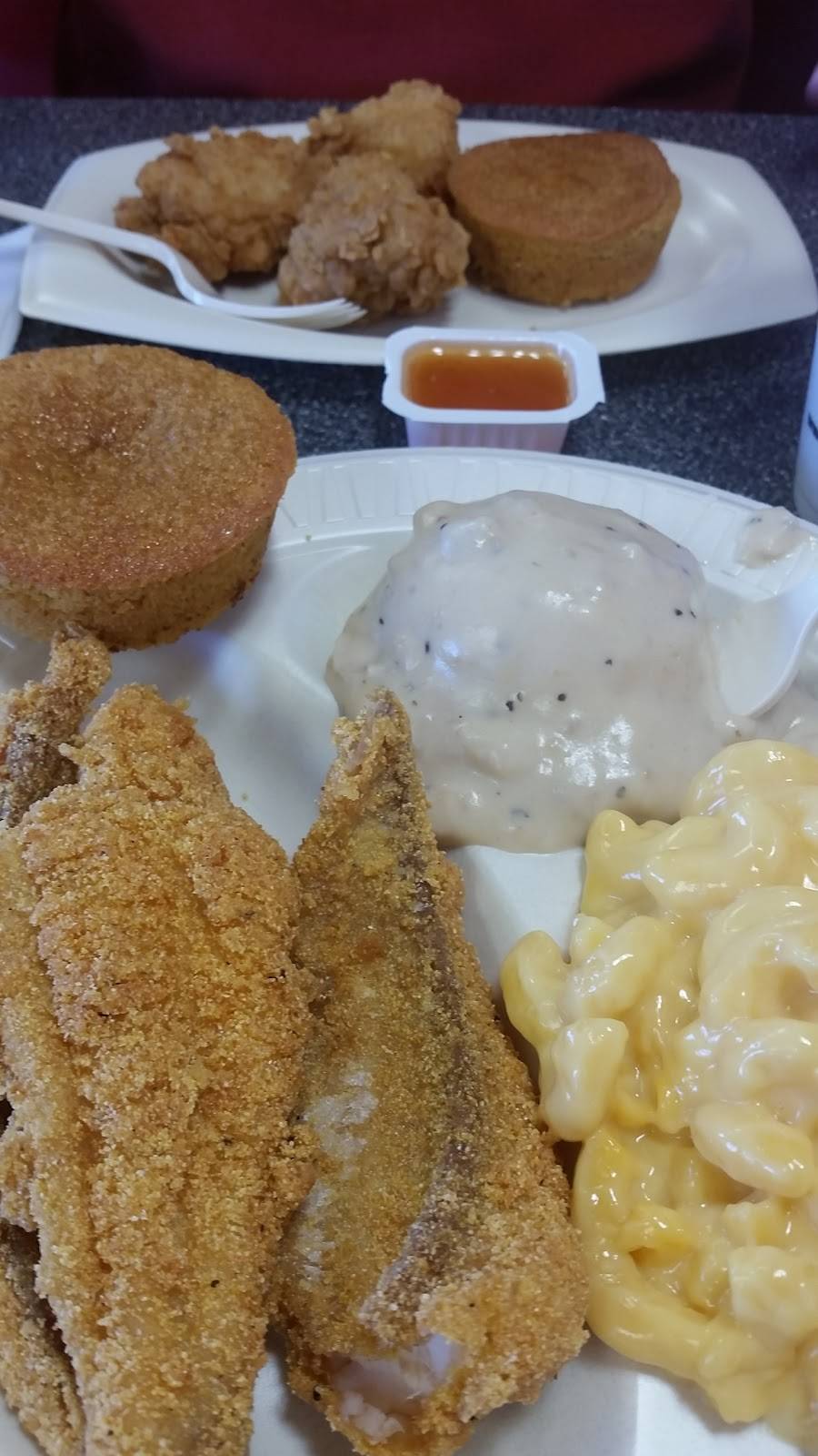 Charlies Fried Chicken | restaurant | 3325 W Okmulgee Ave, Muskogee, OK 74401, USA | 9186878741 OR +1 918-687-8741