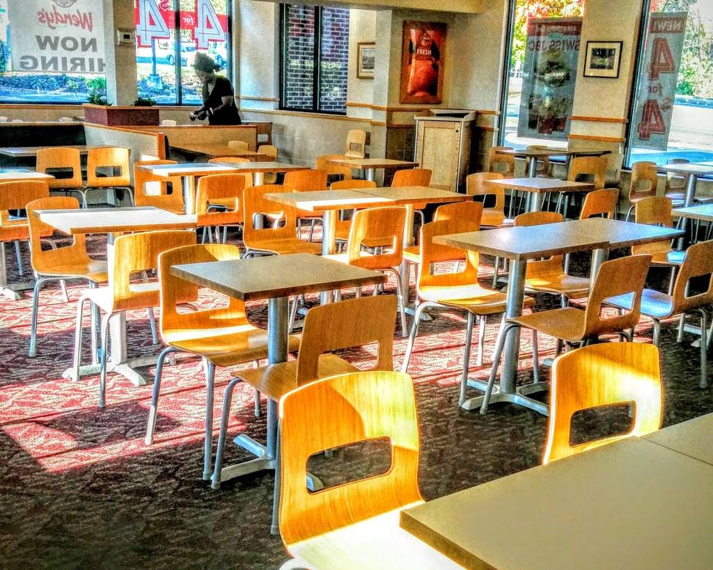 Wendys | restaurant | 416 4th St NW, Charlottesville, VA 22903, USA | 4349790380 OR +1 434-979-0380