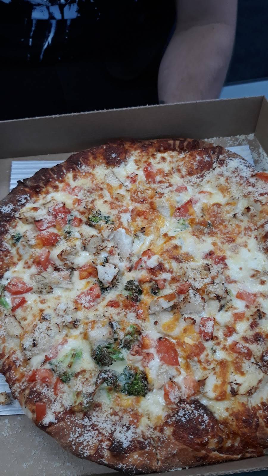 B.C. Pizza | restaurant | 7660 US-31, Alanson, MI 49706, USA | 2315483636 OR +1 231-548-3636