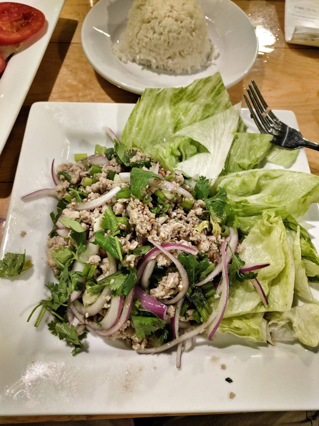 Blossom & Cellar Door Craft Cavern | restaurant | 750 W Main St b, Hendersonville, TN 37075, USA | 6154312186 OR +1 615-431-2186