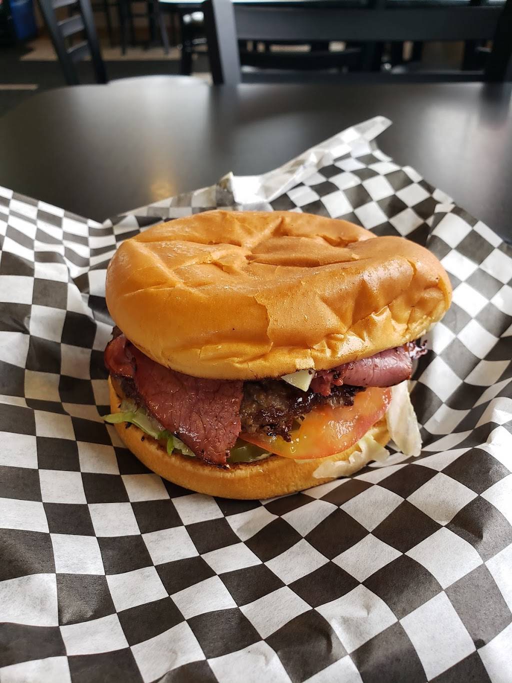 Bears Den | restaurant | 301 W Simpson Ave, McCleary, WA 98557, USA | 3604953822 OR +1 360-495-3822