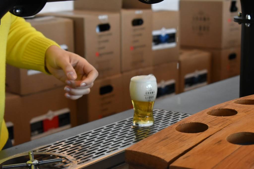 Brasserie distillerie Champ Libre | restaurant | 260 Boulevard Saint-Jean-Baptiste, Mercier, QC J6R 2B8, Canada | 4505073533 OR +1 450-507-3533