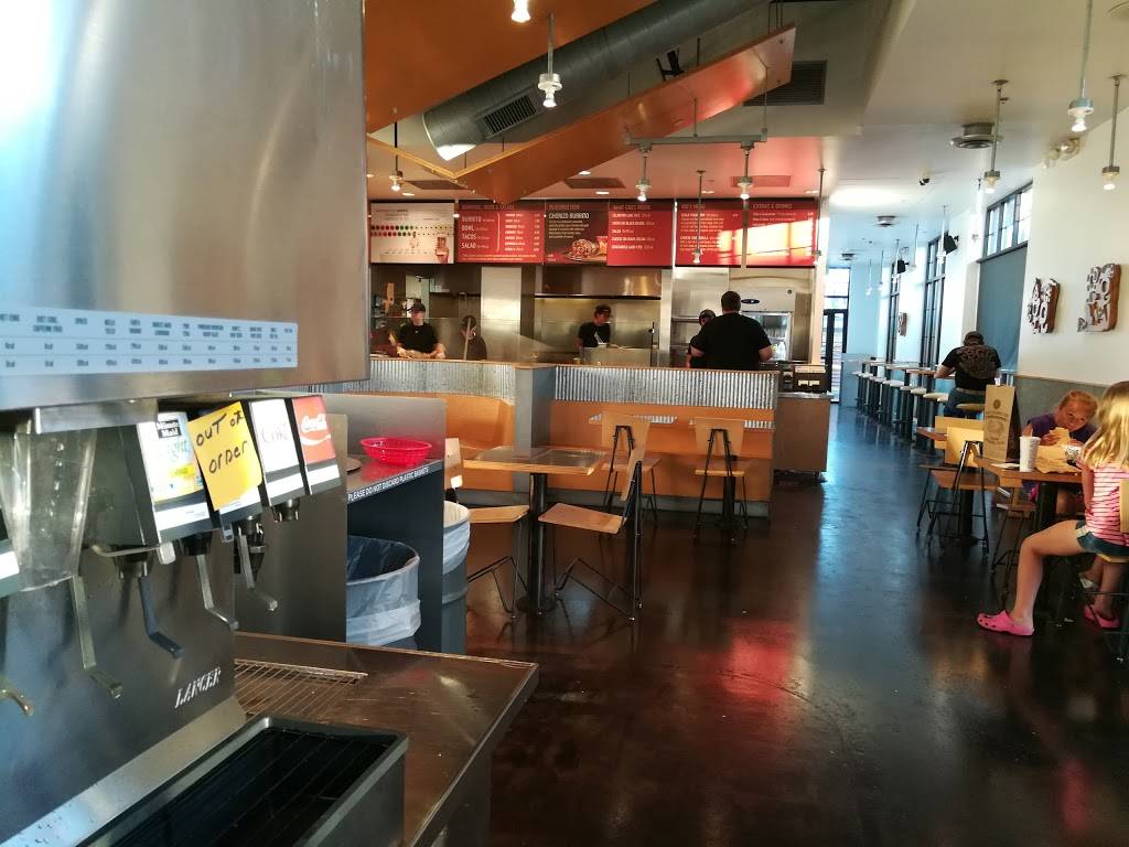 Chipotle Mexican Grill | restaurant | 786 Mainstreet, Hopkins, MN 55343, USA | 9529350044 OR +1 952-935-0044