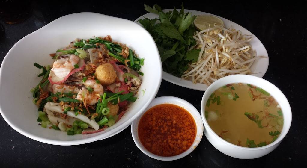 Pho King | restaurant | 4658 El Cajon Blvd, San Diego, CA 92115, USA | 6192851111 OR +1 619-285-1111