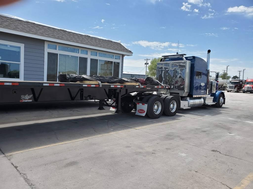 Newell Truck Plaza | restaurant | 200 Manchester Ave, Newton, KS 67114, USA | 3162834000 OR +1 316-283-4000