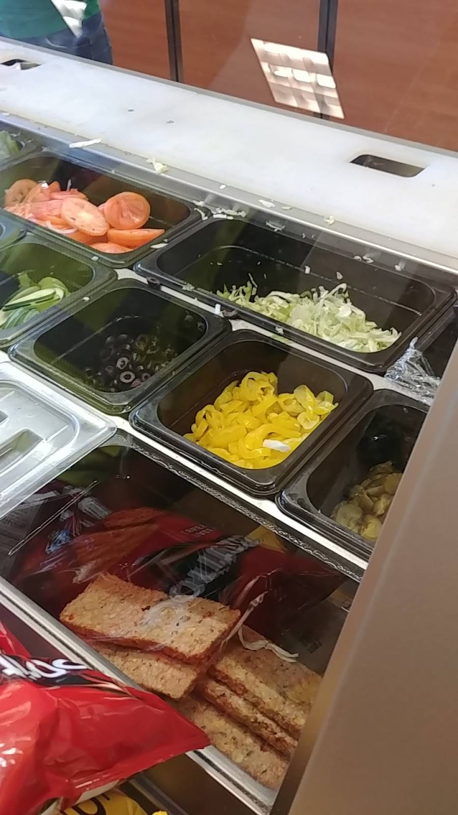 Subway | restaurant | 8605 Westwood Center Dr Suite 140, Tysons, VA 22182, USA | 7036638555 OR +1 703-663-8555