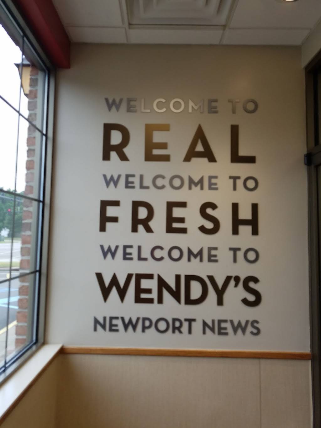 Wendys | restaurant | 12464 Warwick Blvd, Newport News, VA 23606, USA | 7575950388 OR +1 757-595-0388