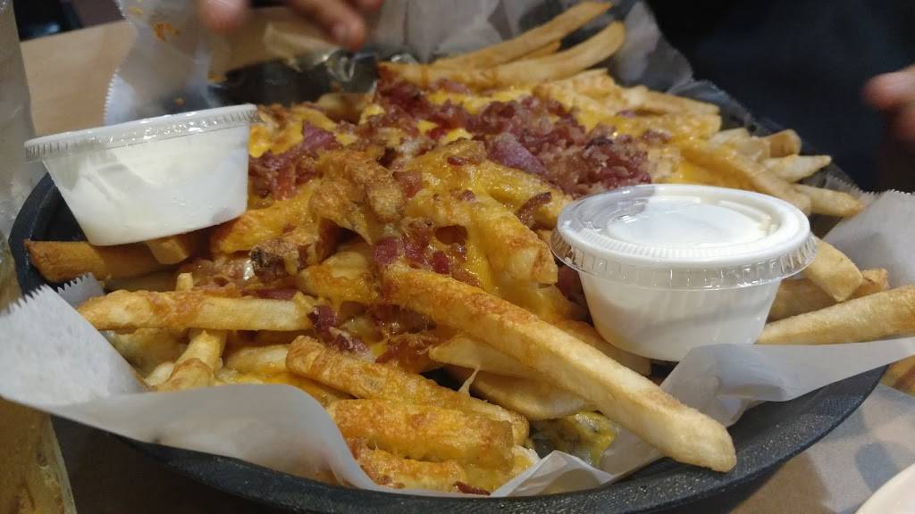 Frankies Wings and Things ( Melbourne, FL) | restaurant | 1981 N Wickham Rd, Melbourne, FL 32935, USA | 3212557912 OR +1 321-255-7912