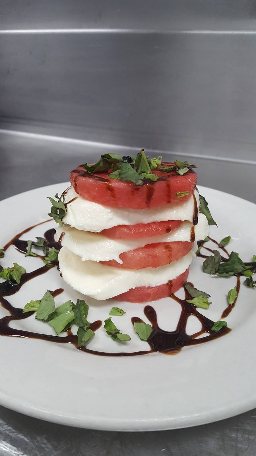 Mamma Lucia | restaurant | 18224 Village Center Dr, Olney, MD 20832, USA | 3015709500 OR +1 301-570-9500