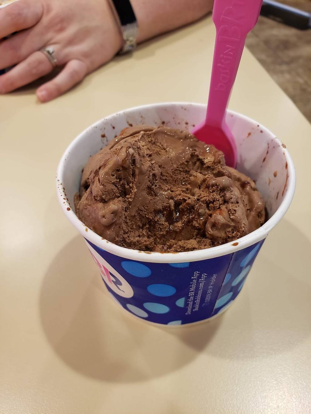 Dunkin | bakery | 5101 Bingle Rd Suite 100, Houston, TX 77092, USA | 2814143785 OR +1 281-414-3785