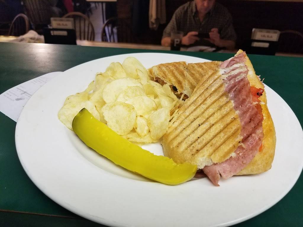 Villa Reale | Pizzeria & Restaurant | restaurant | 628 Smithfield St # 1, Pittsburgh, PA 15222, USA | 4123913963 OR +1 412-391-3963