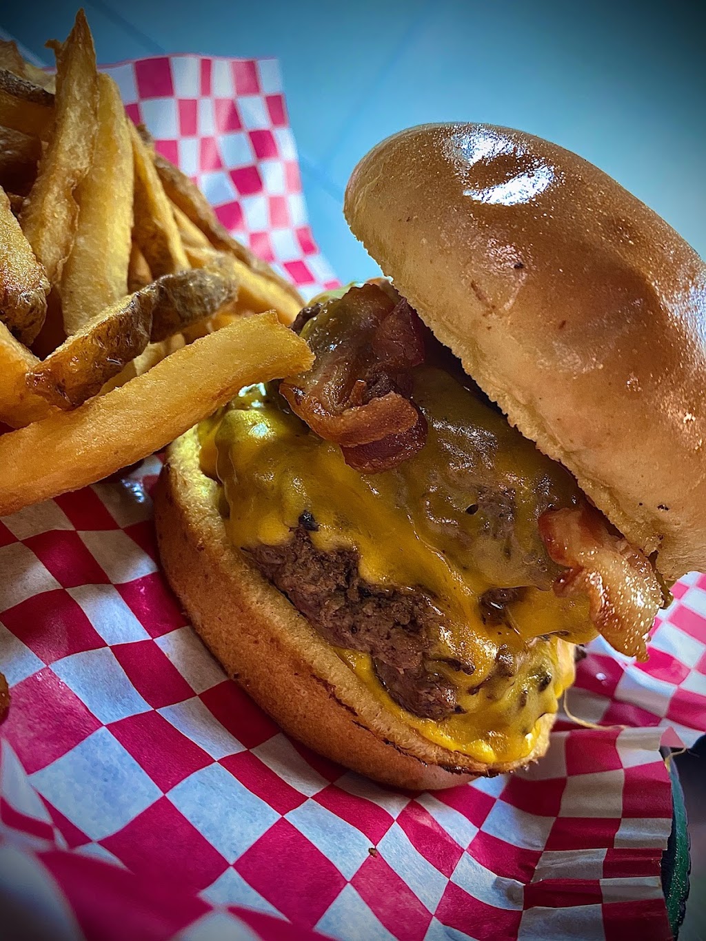 Burgers Blues Barbecue - Madison | restaurant | 2077 Main St, Madison, MS 39110, USA | 6017062060 OR +1 601-706-2060