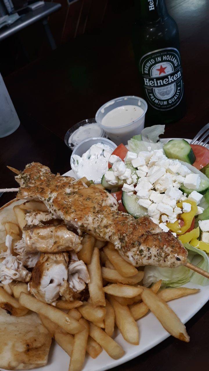 Basils Pizza | restaurant | 1270 Cranston St, Cranston, RI 02920, USA | 4019464470 OR +1 401-946-4470