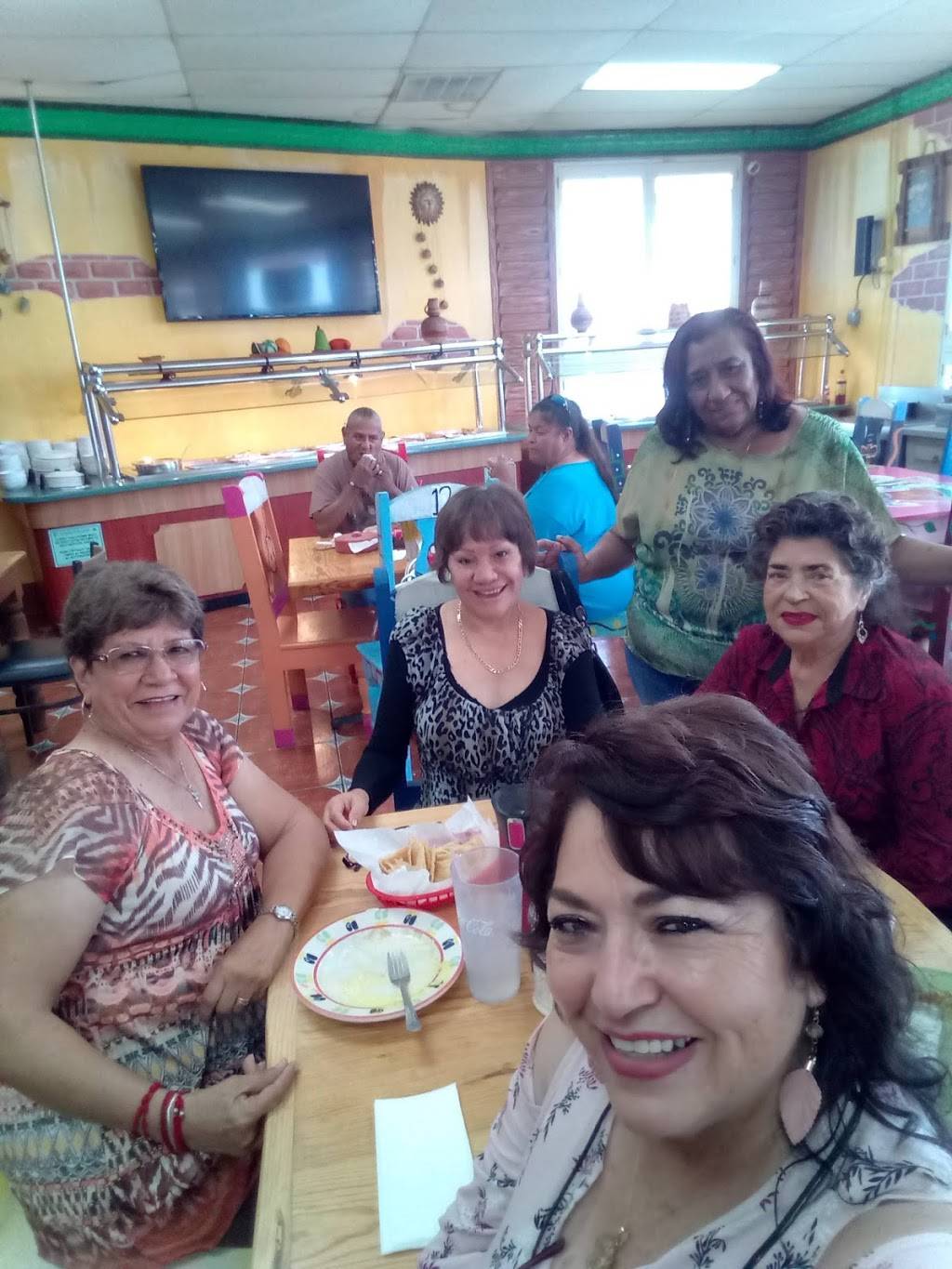 El Zarape café Mexican food & buffet | restaurant | 8600 N Loop Dr, El Paso, TX 79907, USA | 9154448133 OR +1 915-444-8133