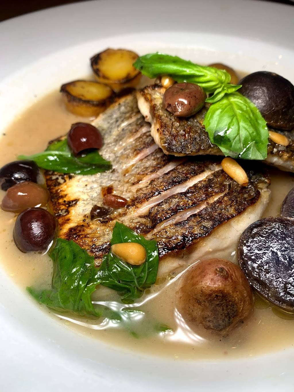 cinque terre west osteria | restaurant | 970 Monument St #110, Pacific Palisades, CA 90272, USA | 3104540709 OR +1 310-454-0709