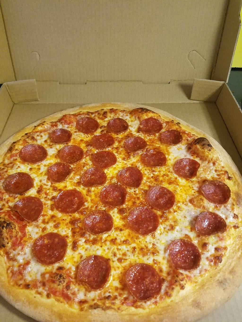 Home Run Pizza | restaurant | 718 W Jefferson Blvd, Dallas, TX 75208, USA | 2149469761 OR +1 214-946-9761