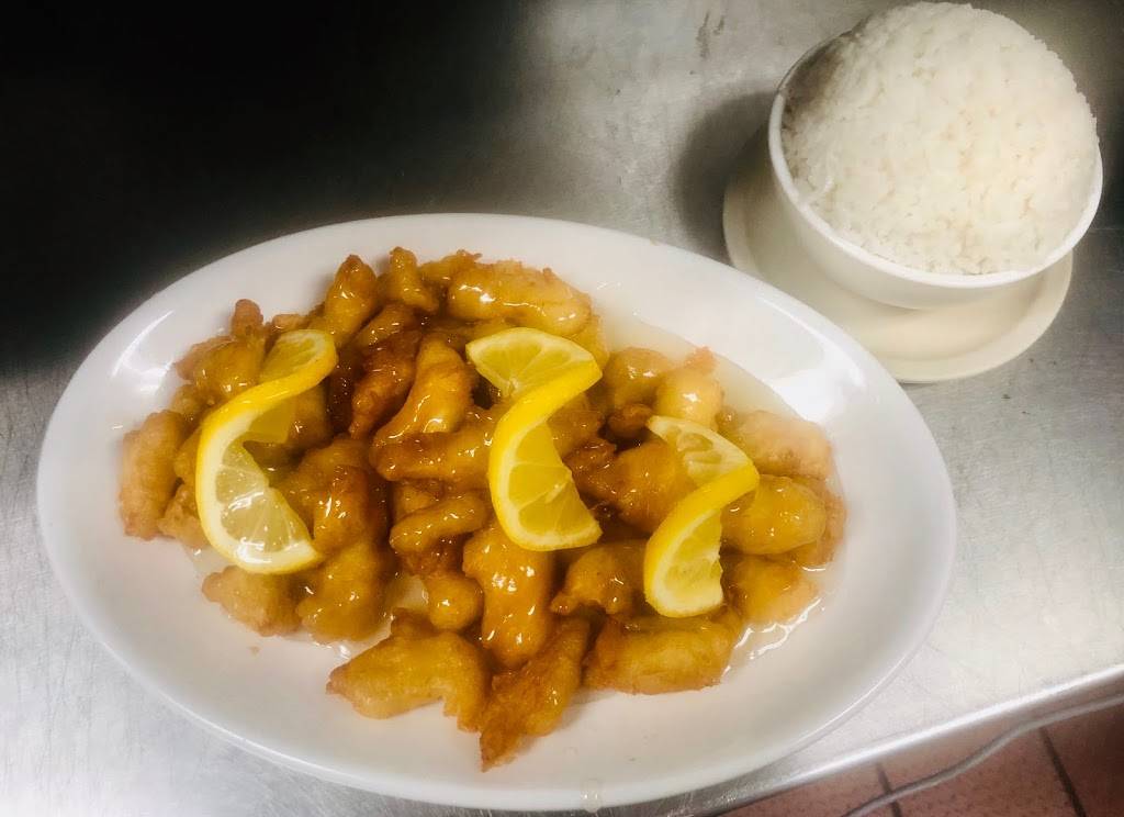 Red Wok | restaurant | 7040 N Mesa St Suite U, El Paso, TX 79912, USA | 9157020082 OR +1 915-702-0082