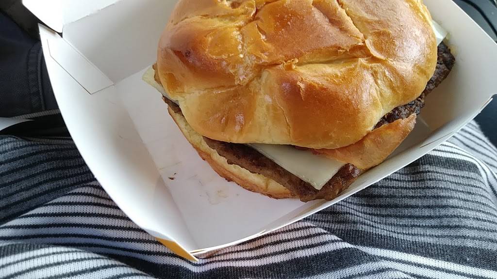 Jack in the Box | restaurant | 2218 Little York Rd, Houston, TX 77093, USA | 7136973813 OR +1 713-697-3813