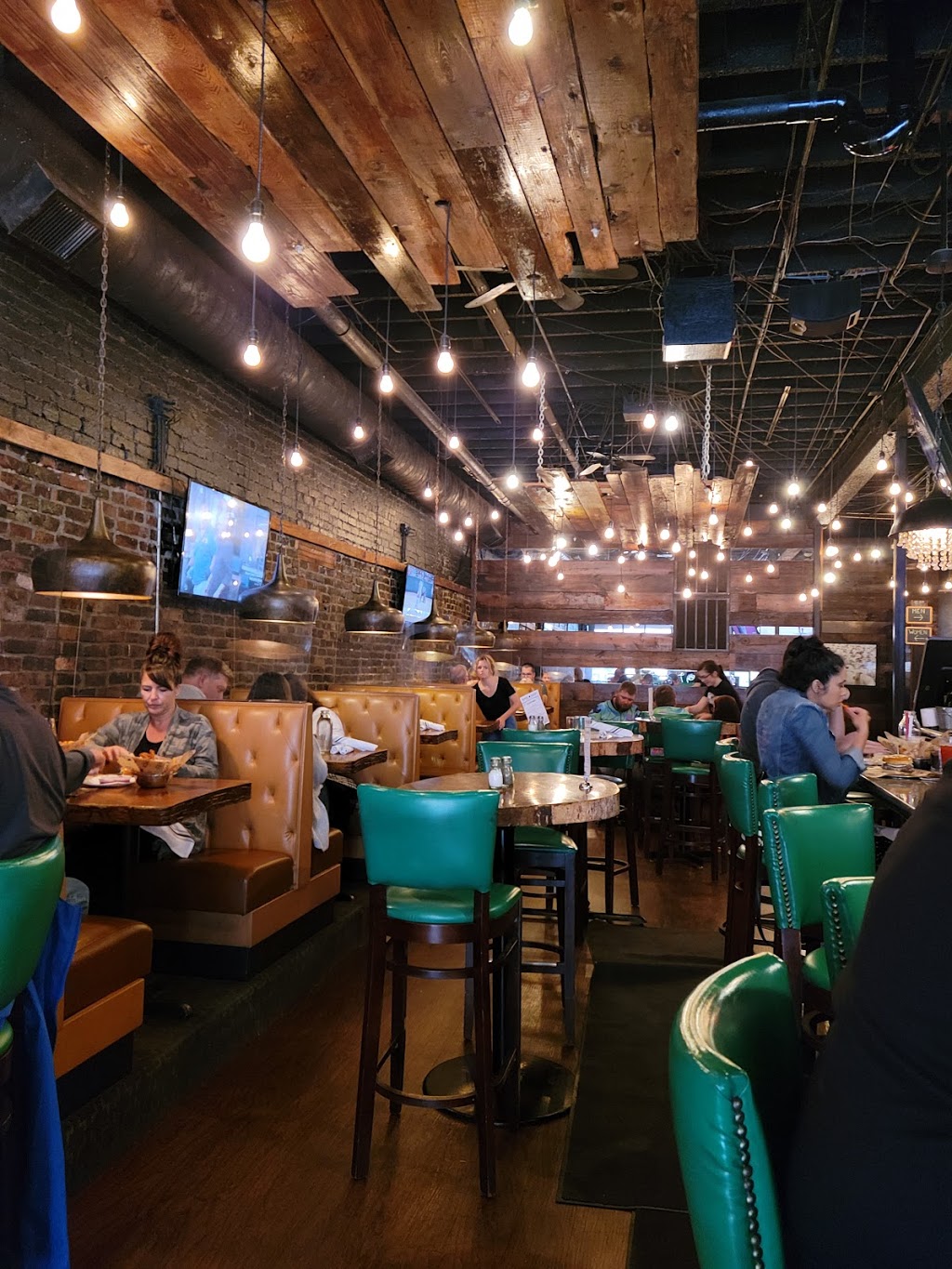 Black Sheep Burgers and Shakes | restaurant | 209 E Walnut St, Springfield, MO 65806, USA | 4173195905 OR +1 417-319-5905