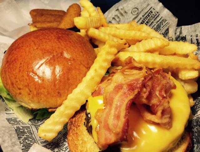 Rand Road House | restaurant | 864 Rand Rd, Des Plaines, IL 60016, USA | 8478136976 OR +1 847-813-6976