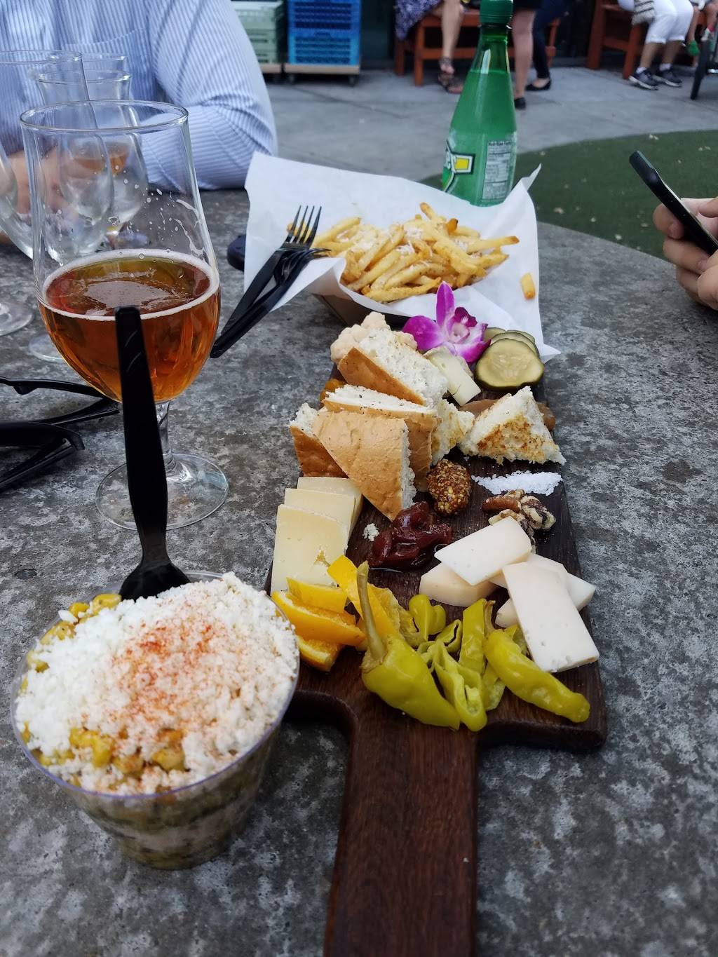 Green Flash Brewing | restaurant | 6550 Mira Mesa Blvd, San Diego, CA 92121, USA | 8586220085 OR +1 858-622-0085