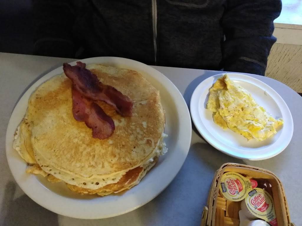 Kissells Kitchen | restaurant | 137 W Jackson Ave, Ripley, TN 38063, USA | 7314192350 OR +1 731-419-2350