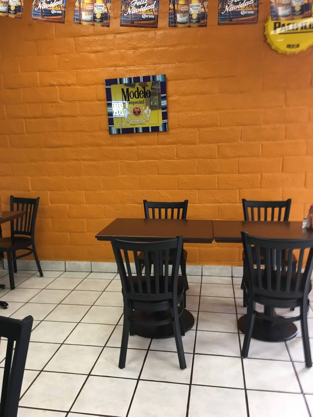 Los Perez Restaurant | restaurant | 3405 S Mooney Blvd, Visalia, CA 93277, USA | 5593722089 OR +1 559-372-2089