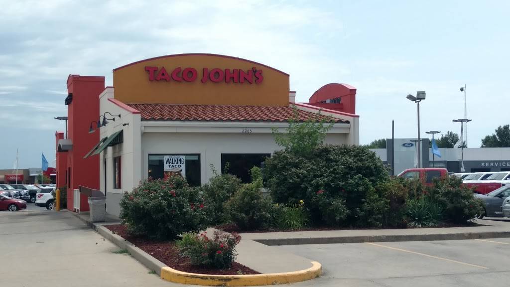 Taco Johns | restaurant | 2205 N Belt Hwy, St Joseph, MO 64506, USA | 8163642131 OR +1 816-364-2131