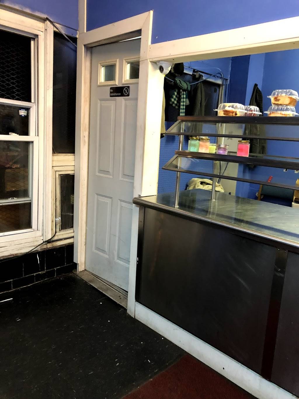 Marys Variety | restaurant | 5430 Market St, Philadelphia, PA 19139, USA | 2157482313 OR +1 215-748-2313