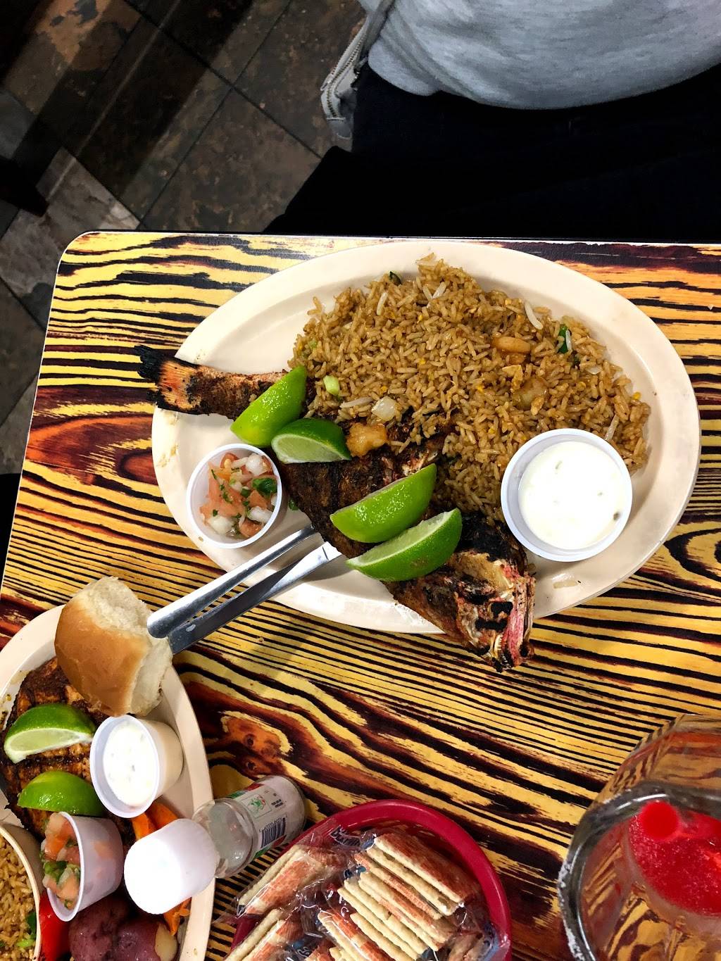 Mambo Seafood | restaurant | 13485 Northwest Fwy, Houston, TX 77040, USA | 7134620777 OR +1 713-462-0777