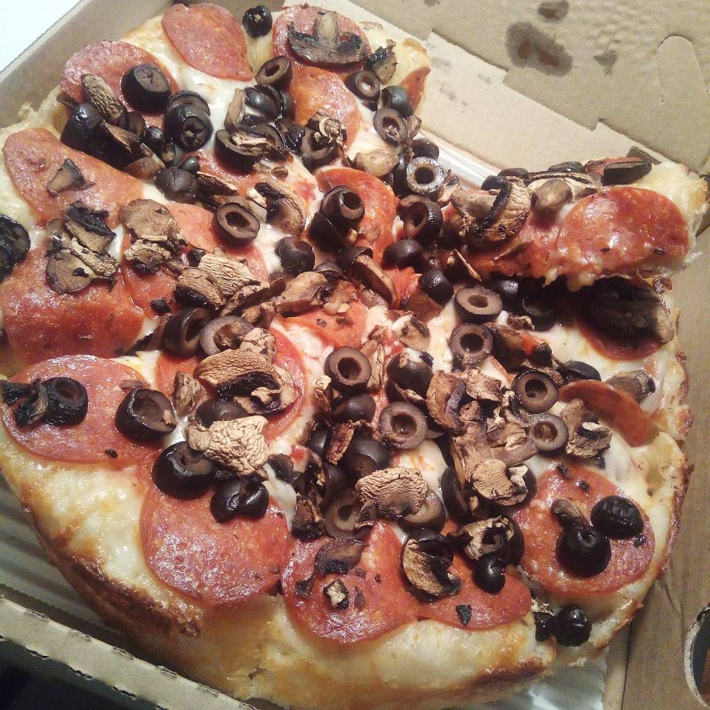 Mama Mia Pizzeria | restaurant | 737 E Olive Ave, Fresno, CA 93728, USA | 5593694298 OR +1 559-369-4298