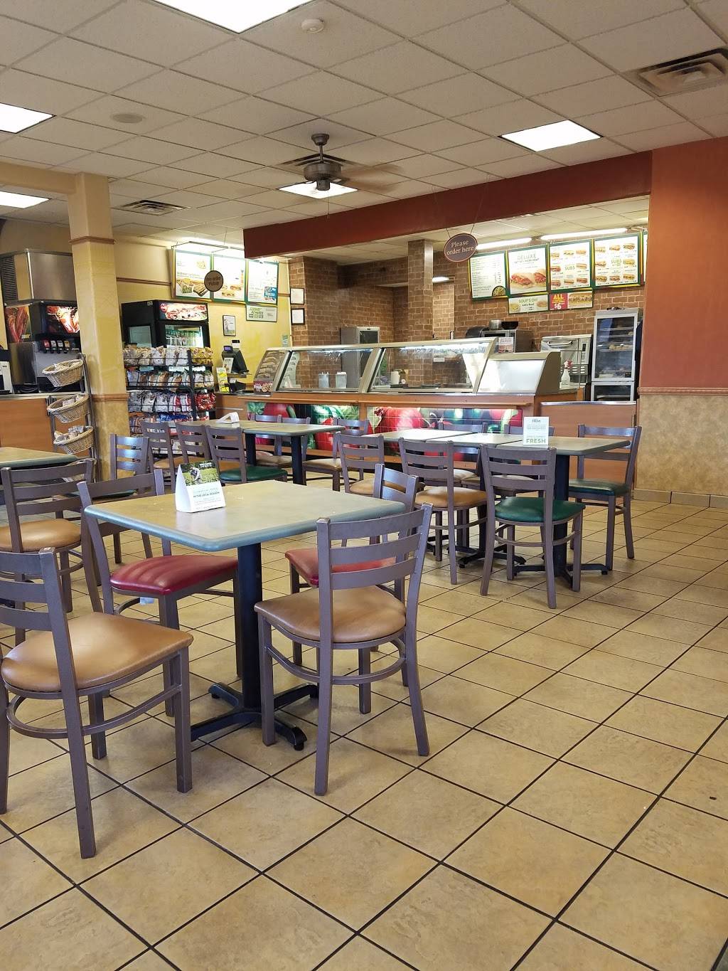 Subway | meal takeaway | 2001 E Lohman Ave Suite 100, Las Cruces, NM 88001, USA | 5755272310 OR +1 575-527-2310
