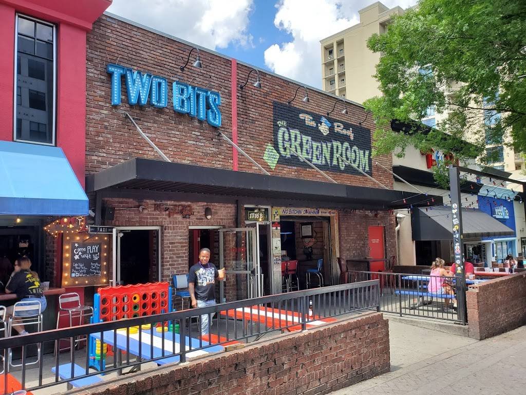 Two Bits | restaurant | 1520 Demonbreun St, Nashville, TN 37203, USA | 6157503536 OR +1 615-750-3536