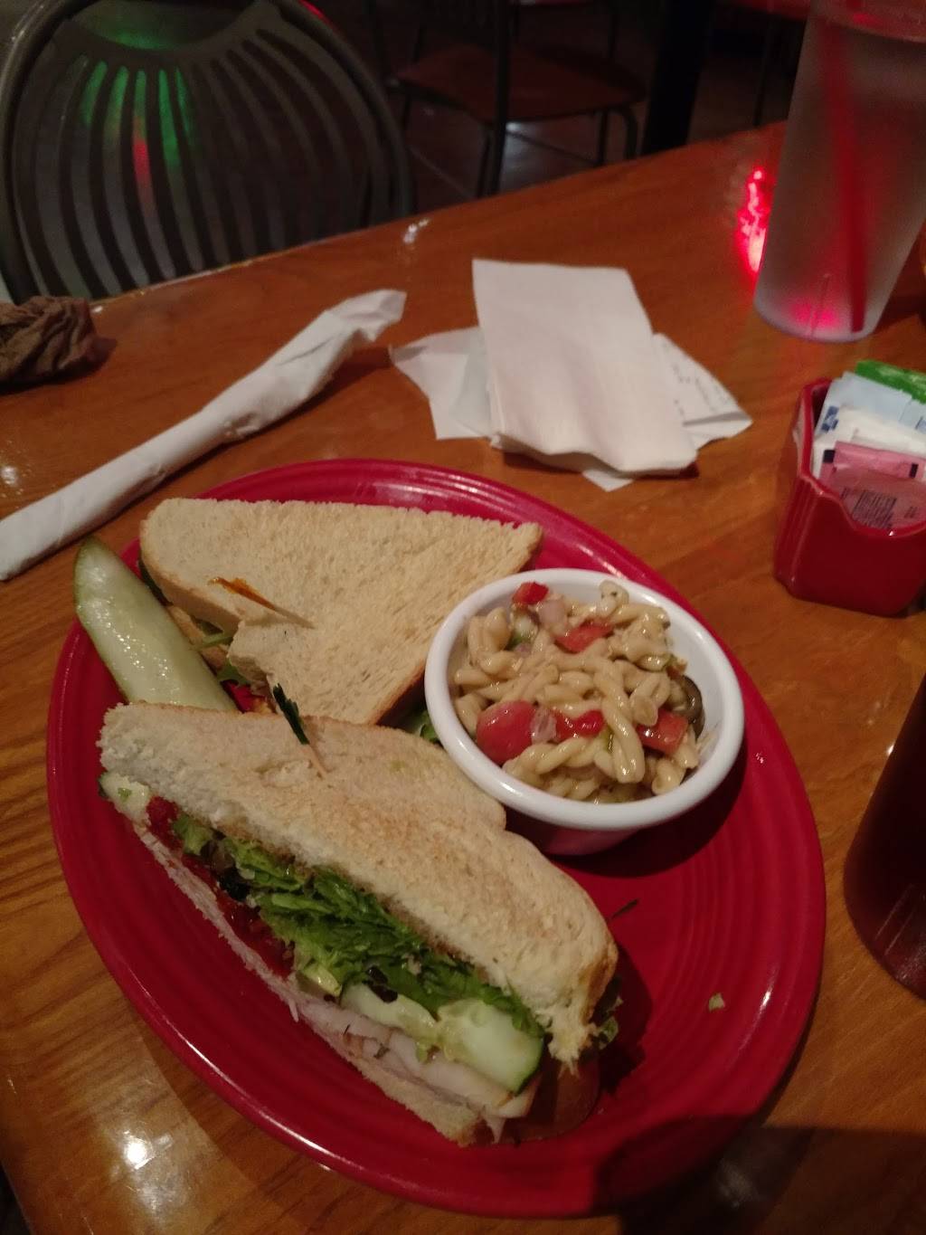 Sweet Peppers Deli | restaurant | 921 Main St, Tupelo, MS 38801, USA | 6628404475 OR +1 662-840-4475