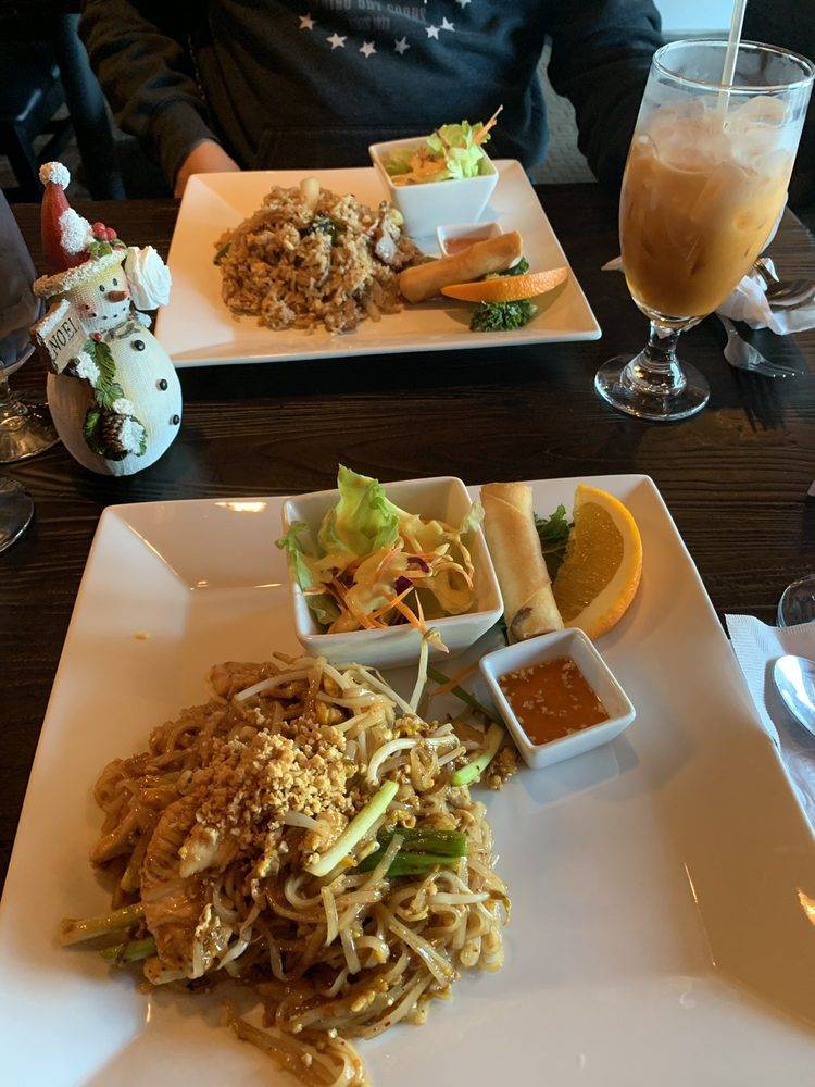 Thai Station Restaurant | restaurant | 3317 E 86th St, Indianapolis, IN 46240, USA | 3177473975 OR +1 317-747-3975