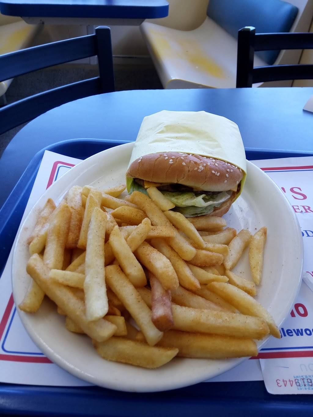 Bravo’s Char Burger | restaurant | 500 W Manchester Blvd, Inglewood, CA 90301, USA | 3106727710 OR +1 310-672-7710