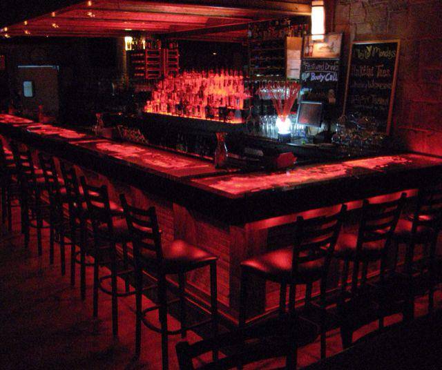 Trojan Cork & Keg | restaurant | 215 Mary Ave, Waco, TX 76701, USA | 2547234877 OR +1 254-723-4877