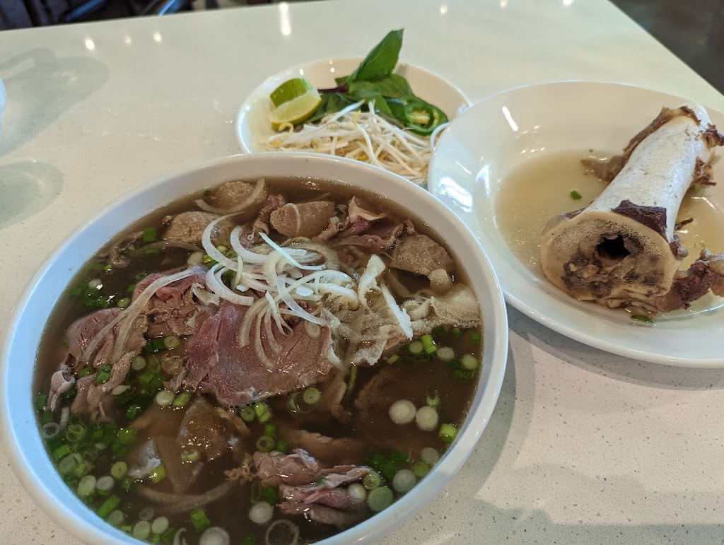 Texas Pho House | restaurant | 9144 Prestmont Pl #200, Frisco, TX 75035, USA | 4692005434 OR +1 469-200-5434