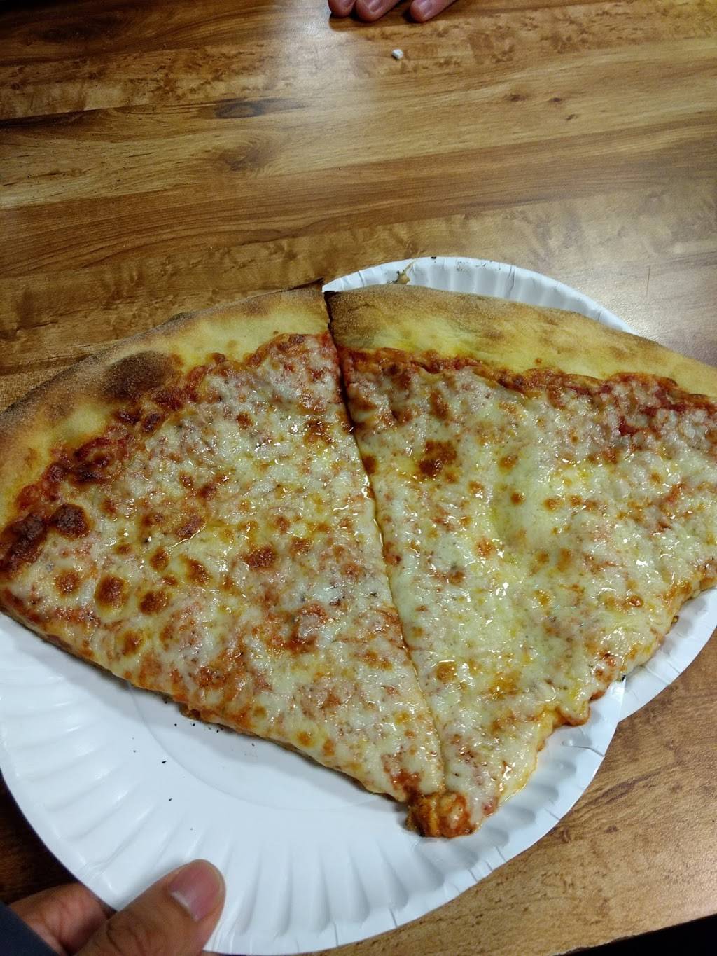 East End Pizza & Deli | restaurant | 113 East Ave, Rochester, NY 14604, USA | 5854344280 OR +1 585-434-4280