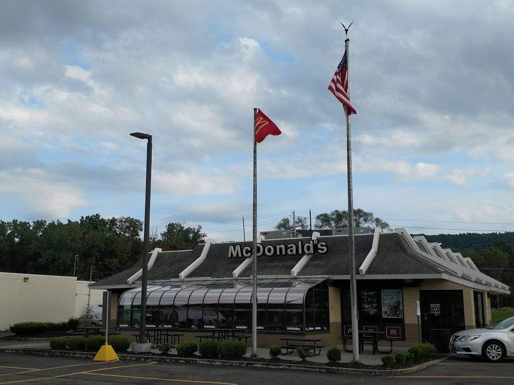 McDonalds | cafe | 1600 Cedar St, Elmira, NY 14904, USA | 6077341875 OR +1 607-734-1875