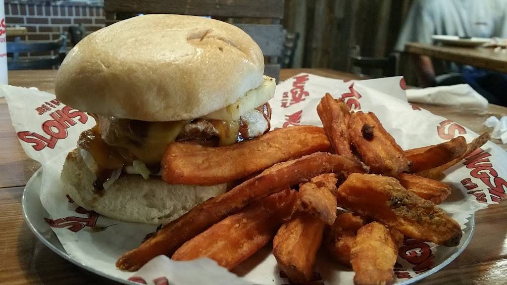 Mugshots Grill & Bar - Columbus, MS | restaurant | 1737 US-45, Columbus, MS 39701, USA | 6627980879 OR +1 662-798-0879