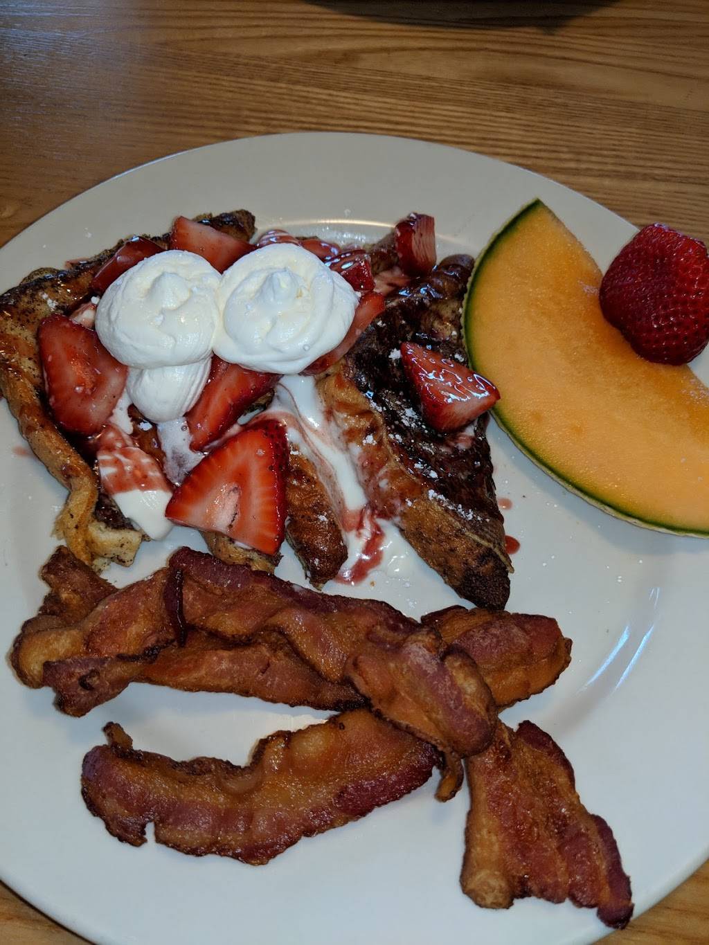 OCharley’s Restaurant & Bar | restaurant | 461 River Hill Dr, Ashland, KY 41101, USA | 6063260159 OR +1 606-326-0159