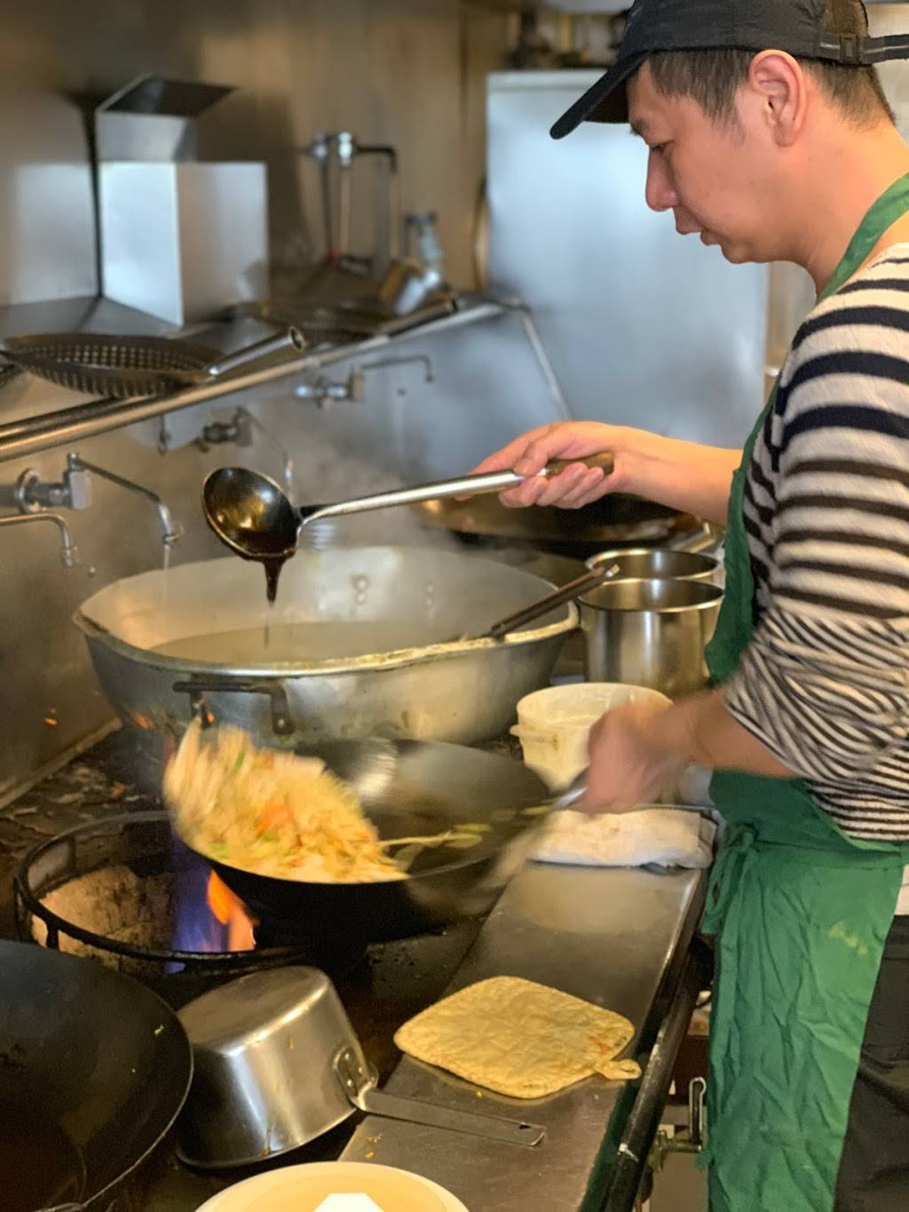 China House | restaurant | 5921 S Sooner Rd, Oklahoma City, OK 73135, USA | 4056779000 OR +1 405-677-9000