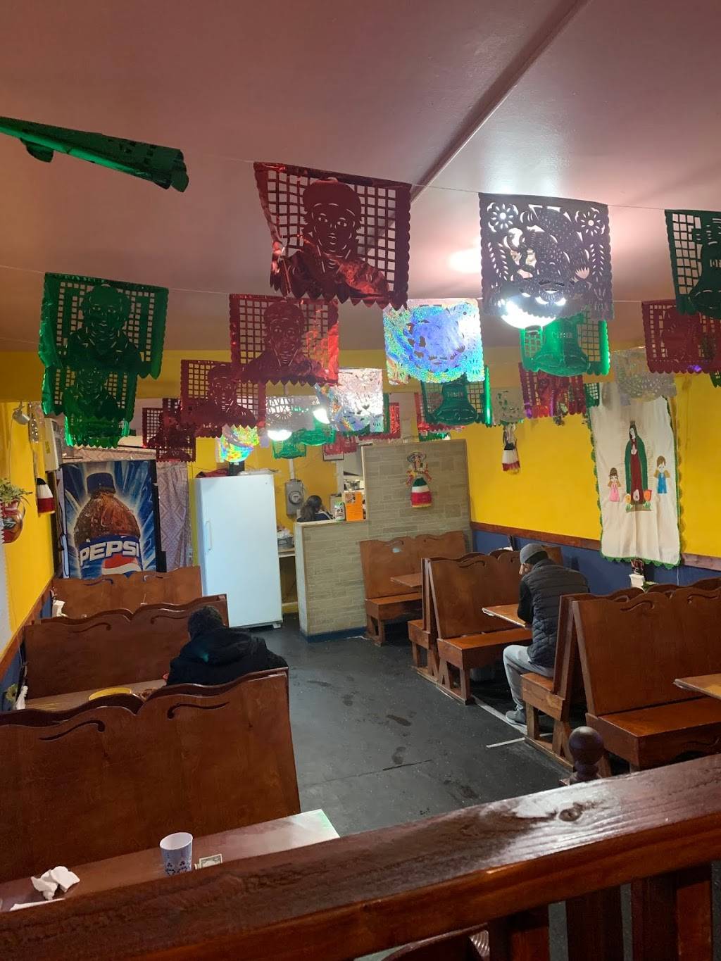 Ave Maria Taqueria | restaurant | 706 N 9th St, Reading, PA 19604, USA | 6103766709 OR +1 610-376-6709