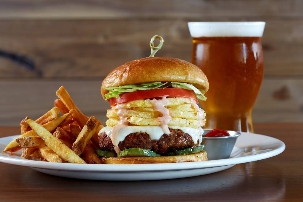 Burtons Grill & Bar of Boca Raton | restaurant | 5580 N Military Trl, Boca Raton, FL 33496, USA | 5614652036 OR +1 561-465-2036