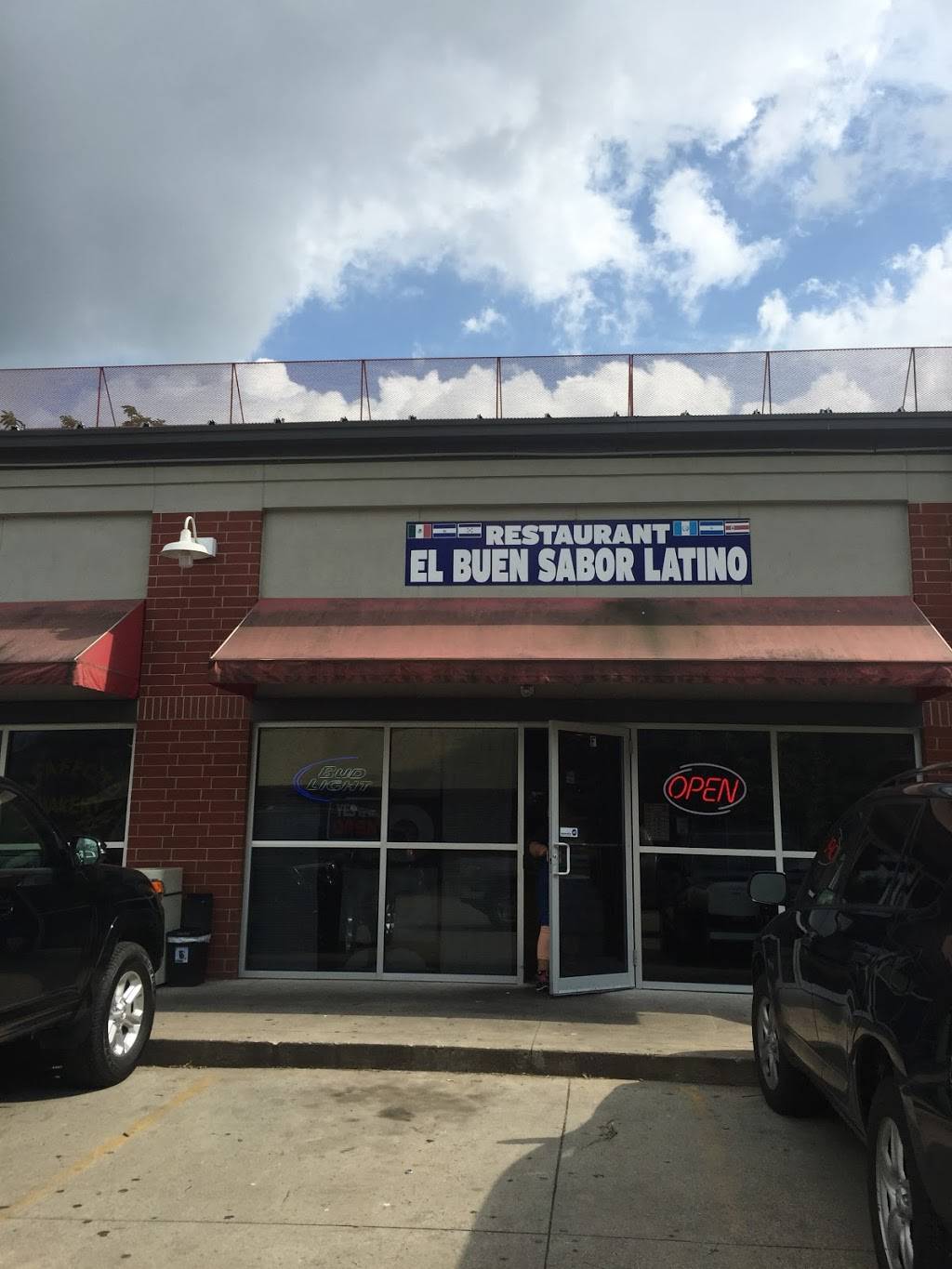 El Buen Sabor Latino | restaurant | 1130 E 9th St, Des Moines, IA 50316, USA | 5152652895 OR +1 515-265-2895