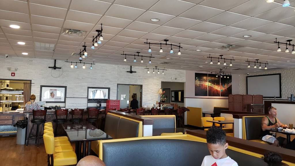 Ilonas Table | restaurant | 620 Dunlop Ln ste 117, Clarksville, TN 37040, USA | 9312727756 OR +1 931-272-7756