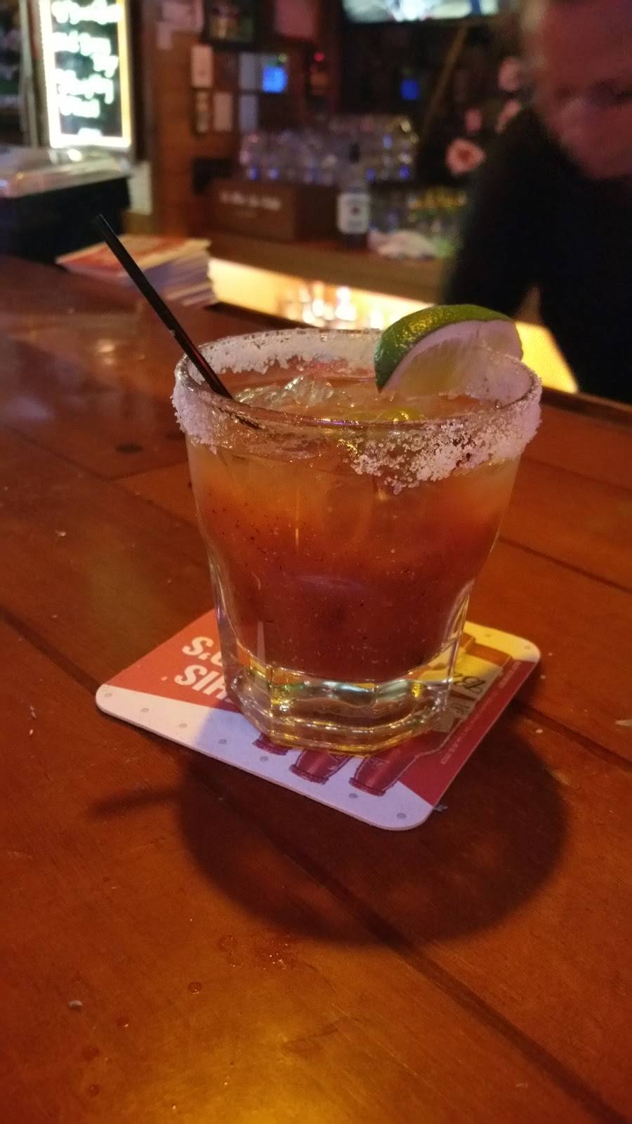 Barnacles Sports Bar | restaurant | 1936 Mentone Blvd, Mentone, CA 92359, USA | 9097945851 OR +1 909-794-5851